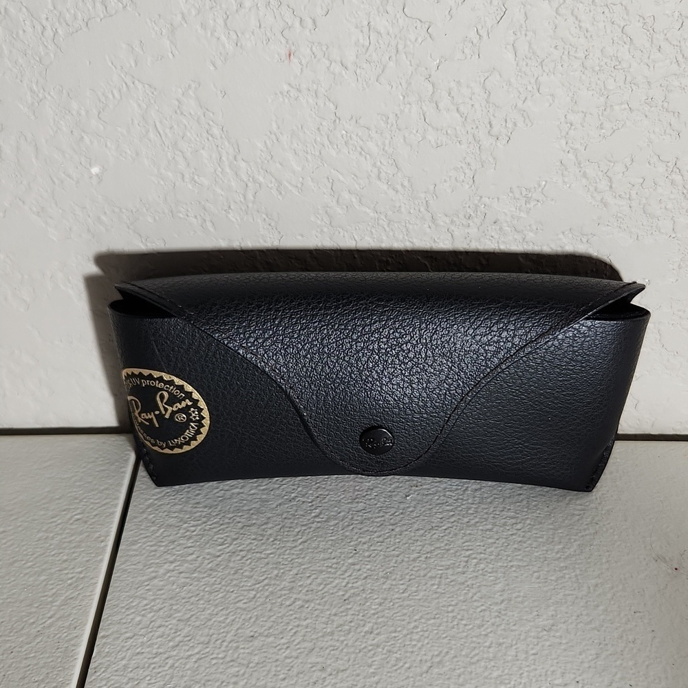 Ray Ban case black CASE ONLY
